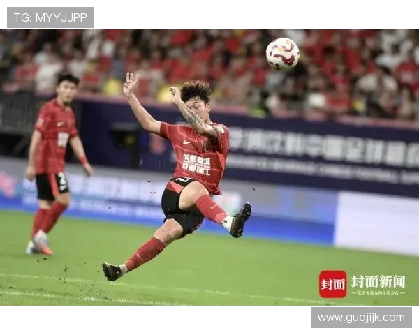 中超焦点战上半场汪海健角球建功卡扎伊梅开二度申花与泰山战成二比二
